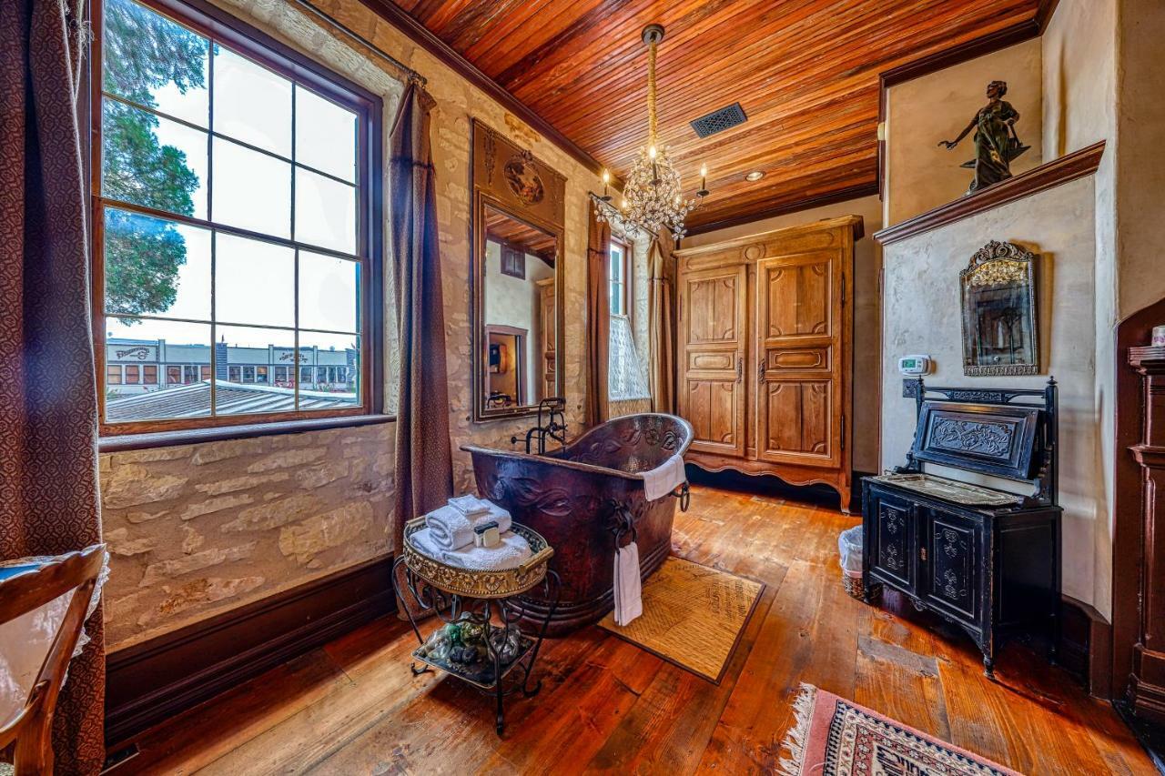 Eden's Gate Villa Fredericksburg Dış mekan fotoğraf